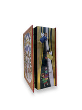 Charger l'image dans la galerie, Livre de Noël en métal "Les Lutins Préparent le Traineau" 1P