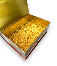 Charger l'image dans la galerie, Livre de Noël en métal "Le Père Noël prépare sa venue !" 1P