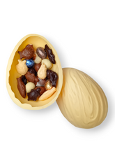 Charger l'image dans la galerie, Œuf garni au chocolat Blanc 350g