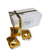 Charger l'image dans la galerie, Ballotins de marrons glacés entiers de Turin